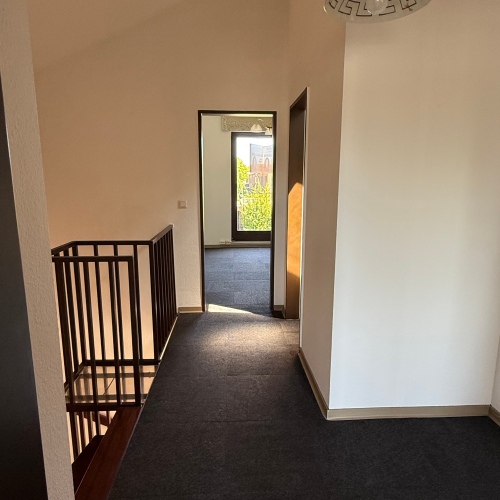 Hübsches Reihenendhaus mit tollem Garten und Garage optimhome Immobilien Deutschland • Kaufen & Verkaufen Hübsches Reihenendhaus mit tollem Garten und Garage optimhome Immobilien Deutschland • Kaufen & Verkaufen