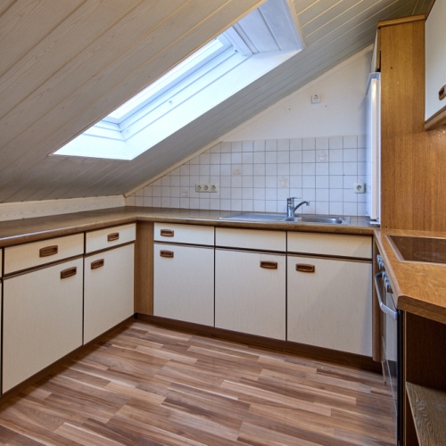 Wohnen und Vermieten unter einem Dach! Vielseitiges Haus mit viel Potenzial und großzügigem Garten optimhome Immobilien Deutschland • Kaufen & Verkaufen