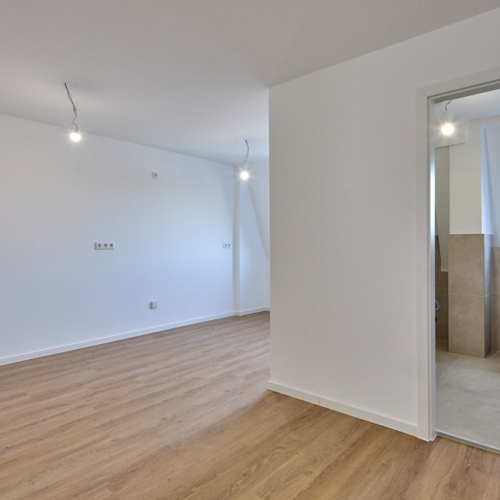 Erstbezug! Sanierte moderne 3-Zimmerwohnung - mit zusätzlicher Ausbaufläche für Homeoffice & mehr optimhome Immobilien Deutschland • Kaufen & Verkaufen