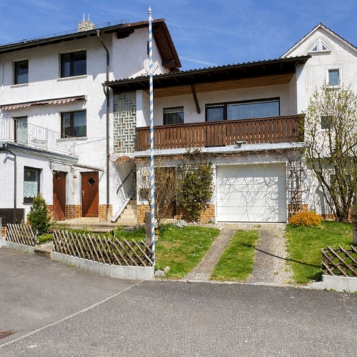 Viel Platz für Ihre Ideen! Einfamilienhaus mit Scheune & sonnigem Freizeitgrundstück optimhome Immobilien Deutschland • Kaufen & Verkaufen