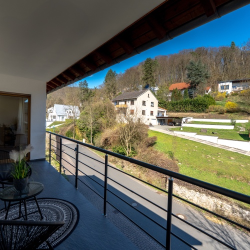 ERSTBEZUG NACH SANIERUNG! Schöne, sanierte Eigentumswohnung mit Balkon, Terrasse und Grünfläche optimhome Immobilien Deutschland • Kaufen & Verkaufen ERSTBEZUG NACH SANIERUNG! Schöne, sanierte Eigentumswohnung mit Balkon, Terrasse und Grünfläche optimhome Immobilien Deutschland • Kaufen & Verkaufen