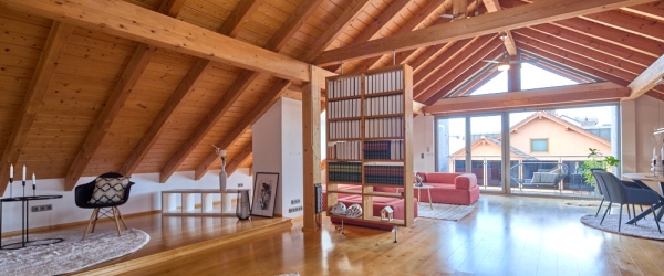 Wohnen mit Charme! Großzügige Dachgeschosswohnung mit Wintergarten und Balkon in Niedernberg | optimhome Immobilien Deutschland • Kaufen & Verkaufen Bild Wohnen mit Charme! Großzügige Dachgeschosswohnung mit Wintergarten und Balkon in Niedernberg