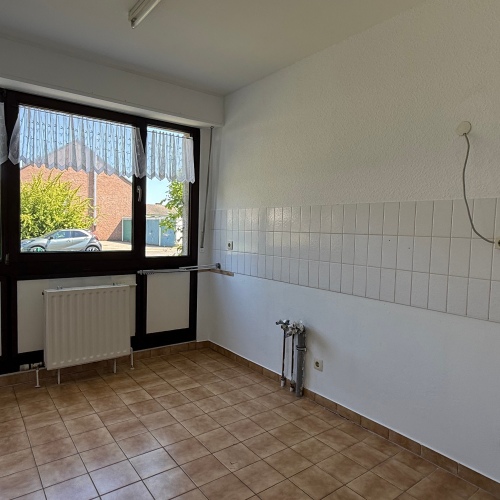 Hübsches Reihenendhaus mit tollem Garten und Garage optimhome Immobilien Deutschland • Kaufen & Verkaufen