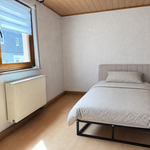 Viel Potenzial zur Gestaltung - großzügiges Wohnhaus mit Nebengebäude optimhome Immobilien Deutschland • Kaufen & Verkaufen