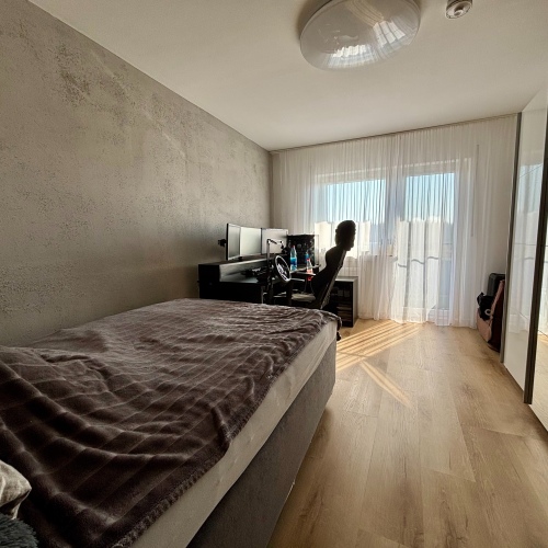 Familienfreundlich und modern: 4-Zimmer-Eigentumswohnung in Rodenbach mit idealem Raumkonzept optimhome Immobilien Deutschland • Kaufen & Verkaufen Familienfreundlich und modern: 4-Zimmer-Eigentumswohnung in Rodenbach mit idealem Raumkonzept optimhome Immobilien Deutschland • Kaufen & Verkaufen