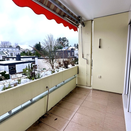 Modernisierte und bezugsfreie 2 Zimmer Wohnung mit Balkon und Tiefgaragenstellplatz! optimhome Immobilien Deutschland • Kaufen & Verkaufen
