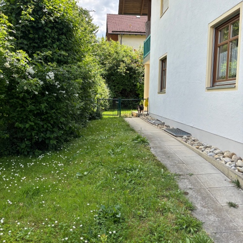 ***Freundliches Domizil mit eigenem Gartenanteil*** optimhome Immobilien Deutschland • Kaufen & Verkaufen ***Freundliches Domizil mit eigenem Gartenanteil*** optimhome Immobilien Deutschland • Kaufen & Verkaufen