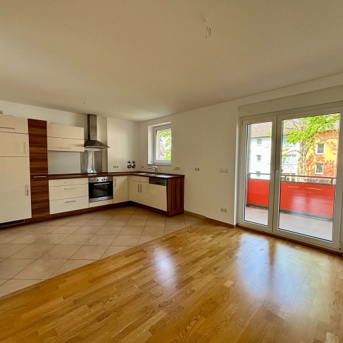 RESERVIERT Sofort verfügbar: moderne Etagenwohnung mit Balkon und Stellplatz optimhome Immobilien Deutschland • Kaufen & Verkaufen RESERVIERT Sofort verfügbar: moderne Etagenwohnung mit Balkon und Stellplatz optimhome Immobilien Deutschland • Kaufen & Verkaufen