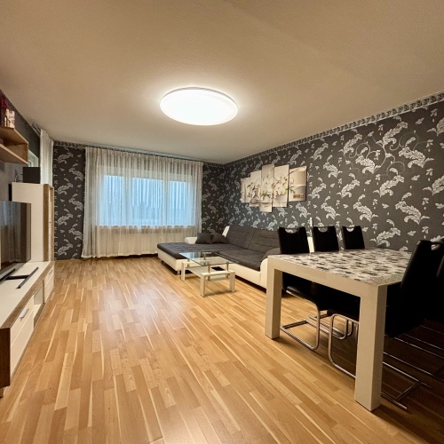 RESERVIERT Bezugsfrei! Attraktive 3-Zimmer-Wohnung mit Wohlfühl-Loggia und Stellplatz optimhome Immobilien Deutschland • Kaufen & Verkaufen RESERVIERT Bezugsfrei! Attraktive 3-Zimmer-Wohnung mit Wohlfühl-Loggia und Stellplatz optimhome Immobilien Deutschland • Kaufen & Verkaufen