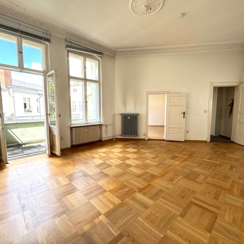 Das Besondere: Wohnen + Arbeiten 8 Zimmern auf 289 qm im 4.OG Altbau mit Aufzug optimhome Immobilien Deutschland • Kaufen & Verkaufen