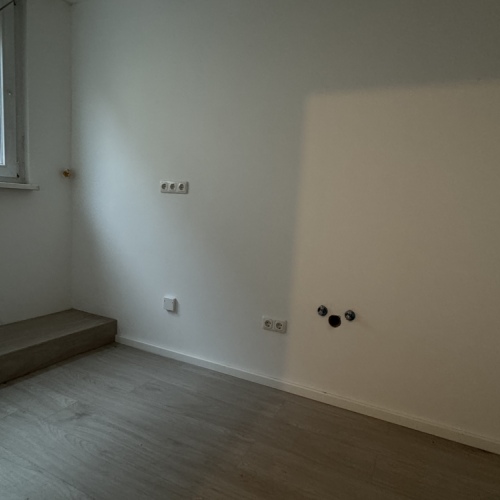 Einfamilienhaus mit Innenhof & Nebengebäude! Ihr Projekt mit Potenzial! Perfekt für Handwerker optimhome Immobilien Deutschland • Kaufen & Verkaufen