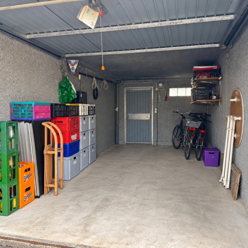 Zweifamilien-Reihenmittelhaus mit 245 m² Wohnfläche, neuem Dach, Wärmepumpe und 3 Garagen optimhome Immobilien Deutschland • Kaufen & Verkaufen Zweifamilien-Reihenmittelhaus mit 245 m² Wohnfläche, neuem Dach, Wärmepumpe und 3 Garagen optimhome Immobilien Deutschland • Kaufen & Verkaufen