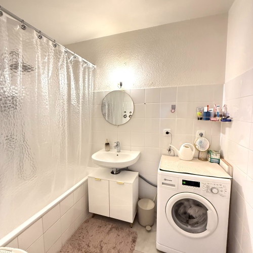 Moderne drei Zimmer Wohnung mit Balkon ideal für junge Familien oder als Kapitalanlage! optimhome Immobilien Deutschland • Kaufen & Verkaufen