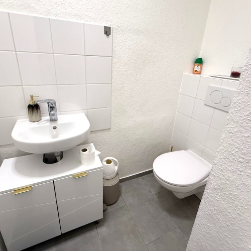 Moderne drei Zimmer Wohnung mit Balkon ideal für junge Familien oder als Kapitalanlage! optimhome Immobilien Deutschland • Kaufen & Verkaufen