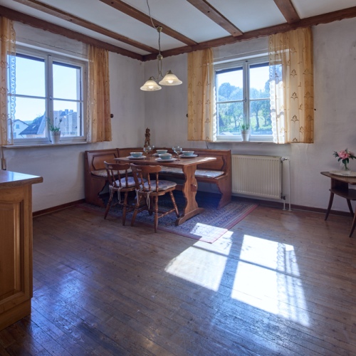 Wohnhaus mit Charme und Potenzial – ideal für Handwerker zur Selbstverwirklichung optimhome Immobilien Deutschland • Kaufen & Verkaufen Wohnhaus mit Charme und Potenzial – ideal für Handwerker zur Selbstverwirklichung optimhome Immobilien Deutschland • Kaufen & Verkaufen