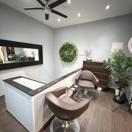 Moderne Friseursalon mit separate Kosmetikraum und zwei Geschosse in Westend! optimhome Immobilien Deutschland • Kaufen & Verkaufen