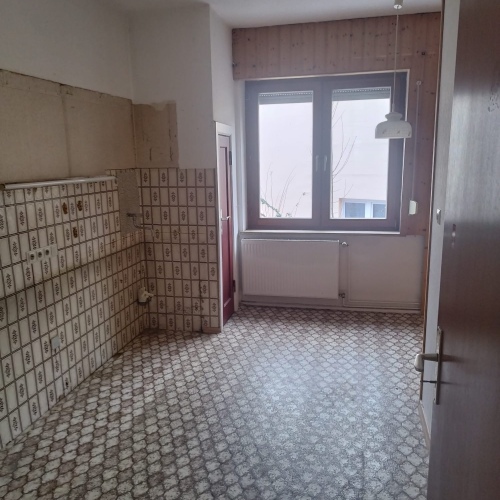 Großes Reihenhaus mit viel Potenzial im Herzen von Walle optimhome Immobilien Deutschland • Kaufen & Verkaufen Großes Reihenhaus mit viel Potenzial im Herzen von Walle optimhome Immobilien Deutschland • Kaufen & Verkaufen