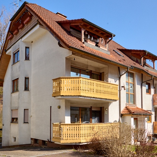 2-Zimmer-Wohnung mit 2 Balkonen und Vorgarten (SNR) – ideal zur Eigennutzung oder Vermietung optimhome Immobilien Deutschland • Kaufen & Verkaufen 2-Zimmer-Wohnung mit 2 Balkonen und Vorgarten (SNR) – ideal zur Eigennutzung oder Vermietung optimhome Immobilien Deutschland • Kaufen & Verkaufen