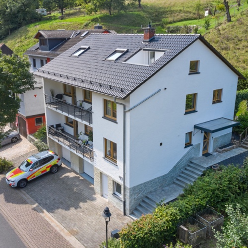 Lichtdurchflutete, sanierte Eigentumswohnung mit Garten & Balkon – ideal für Paare & kleine Familien optimhome Immobilien Deutschland • Kaufen & Verkaufen Lichtdurchflutete, sanierte Eigentumswohnung mit Garten & Balkon – ideal für Paare & kleine Familien optimhome Immobilien Deutschland • Kaufen & Verkaufen